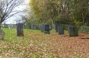 The cemetery in autumn 2015 (photos: Hans G. Kuhn, Lahnstein; date of recording: November 6th, 2015)