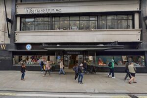 Waterstones, 206 Piccadilly, London (Google Maps)