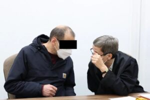 Jens M. (left) is said to have committed an arson attack on the Jewish cemetery Photo: Mario Jüngling