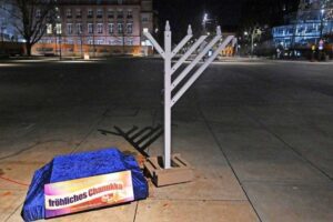 The damaged Hanukkah candlestick on the site of the Old Synagogue Photo: Michael Bamberger