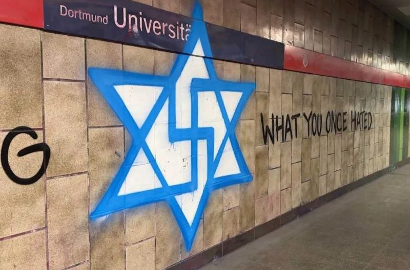 Large anti-Semitic graffiti at Dortmund S-Bahn station - Star of David with swastika. Photo: Wickern / news 4 Video-Line TV